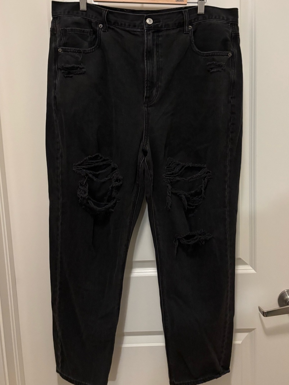 American Eagle Outfitters Black Straight Leg Ripped Jeans